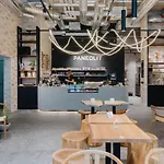 Modern Urban With Kitchen 브르노